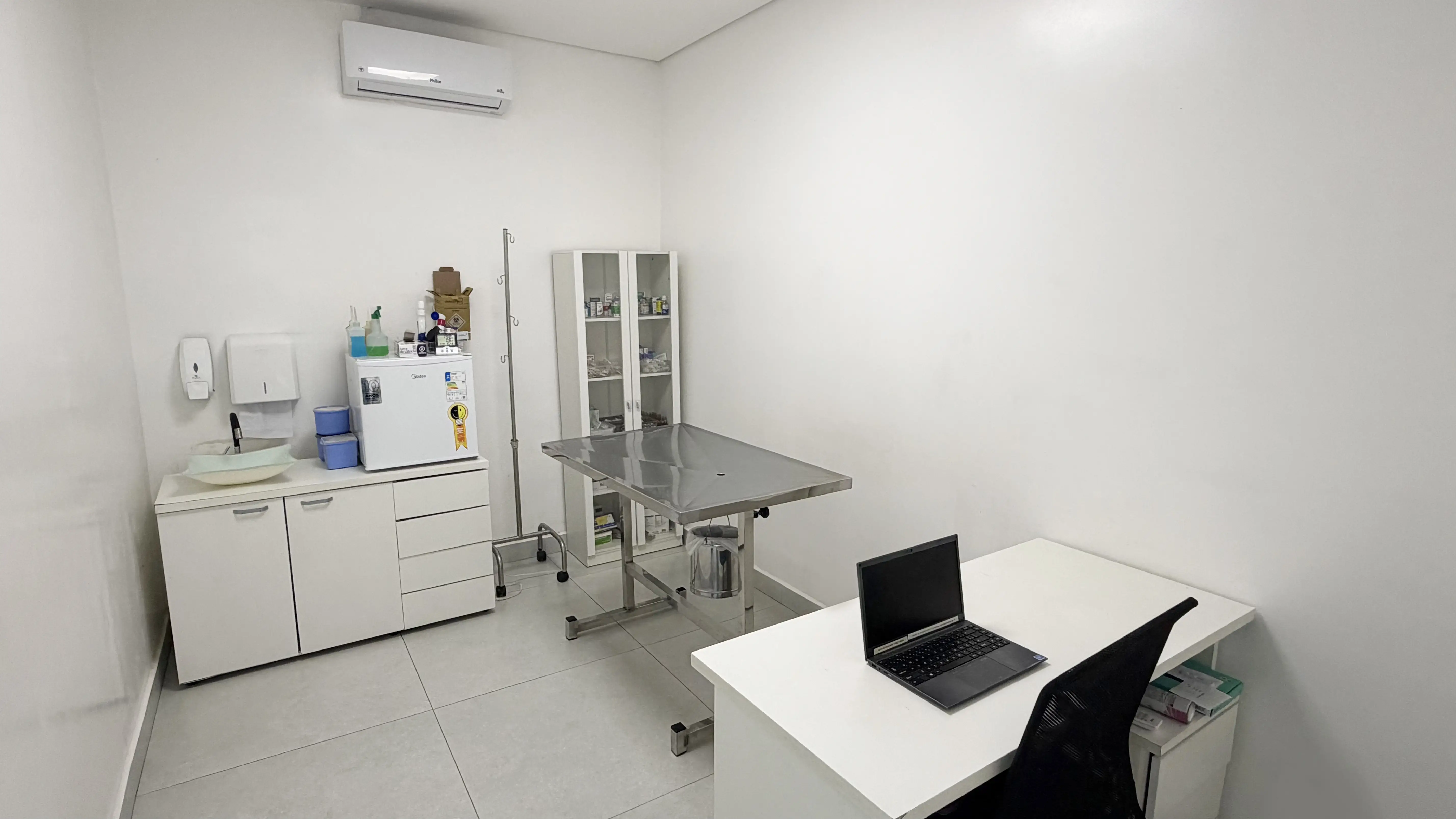 Consultório Veterinário Unidade Cotia